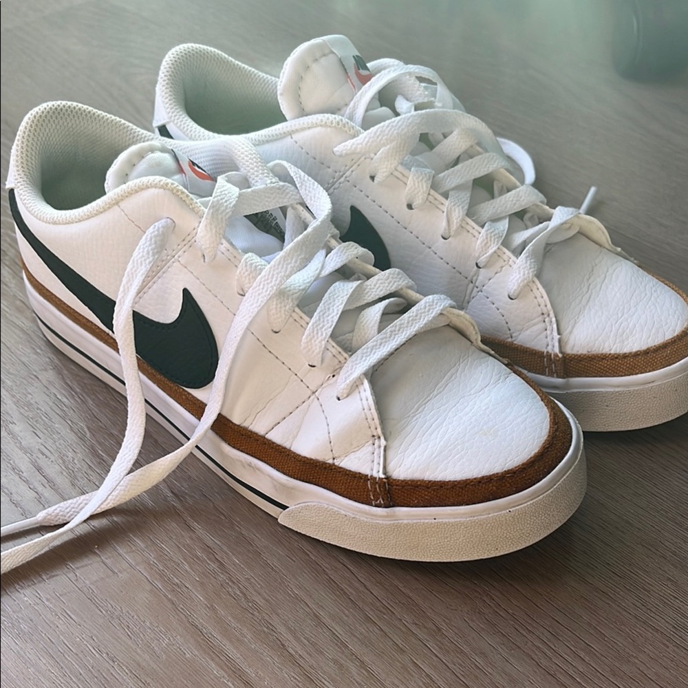 Nike White and Brown Sneakers Classic Design